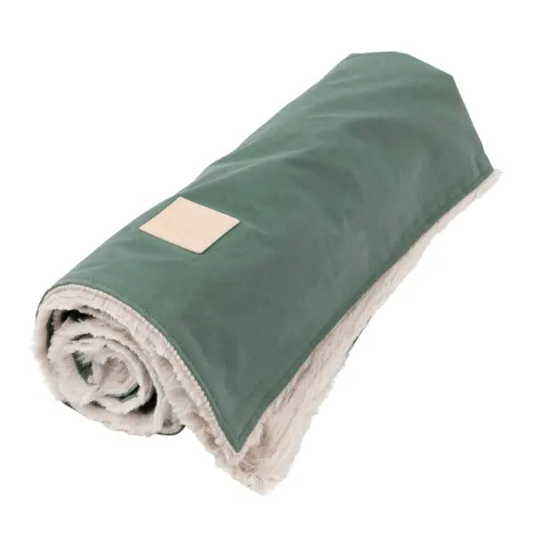 Fuzzyard Life Comforter Blanket in Myrtle Green - Fuzzyard - 4